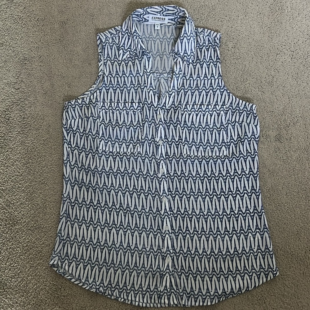 EXPRESS Women's Eiffel Tower Sleeveless blouse The Portofino shirt, real pockets